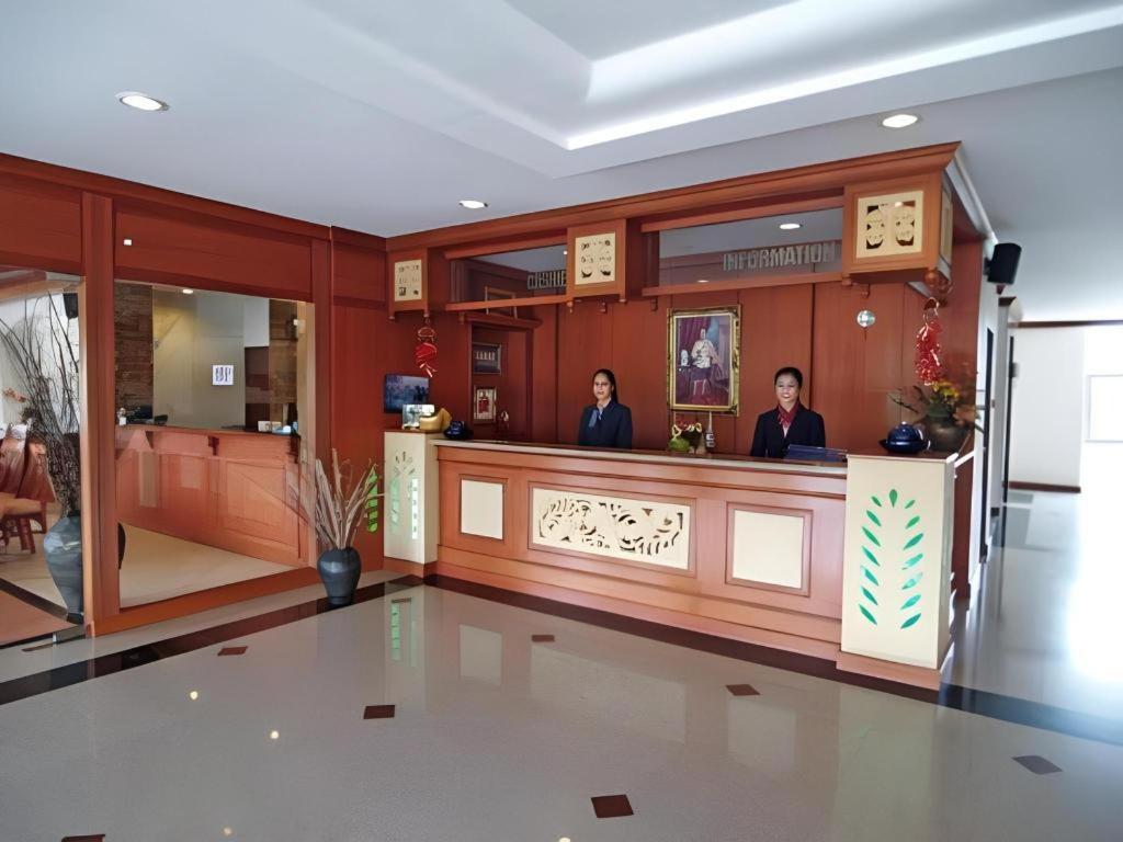 Kiengpiman Hotel Mukdahan Exterior photo